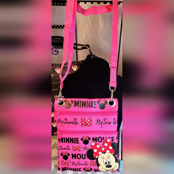 Minnie Mouse Crossbody Bag Bundle - Picture 2 of 9